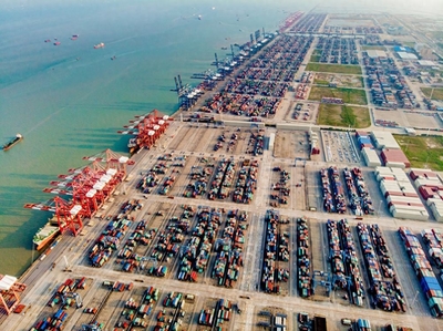 船价高企运价回落，1-7月港口内贸集装箱量逆势增长7.7%